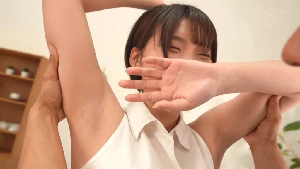 花原アスカ腋