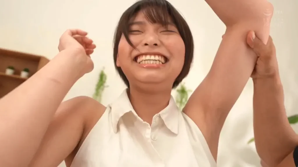 花原アスカ腋
