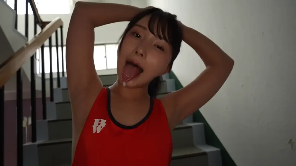 由良かなワキ