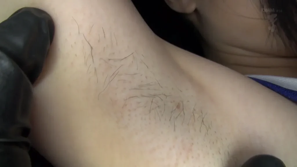 藤波さとりワキ毛