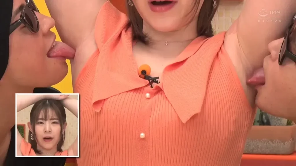 沙月恵奈の腋舐め