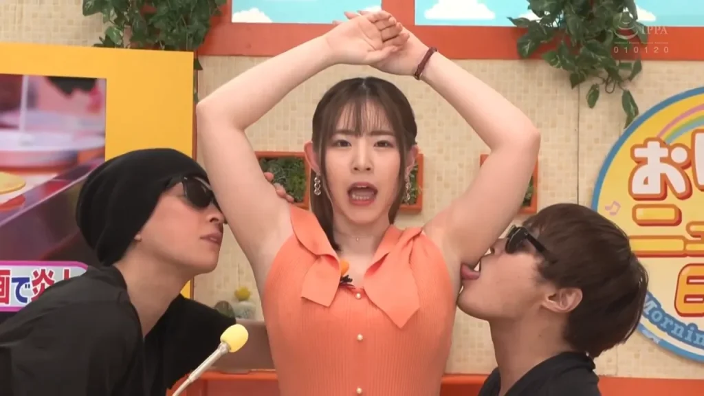 沙月恵奈の脇舐め