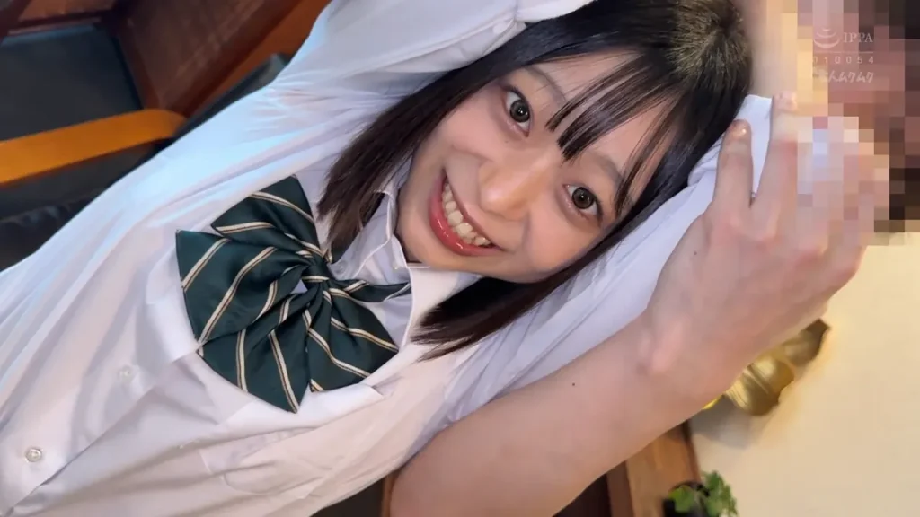 月乃あや脇