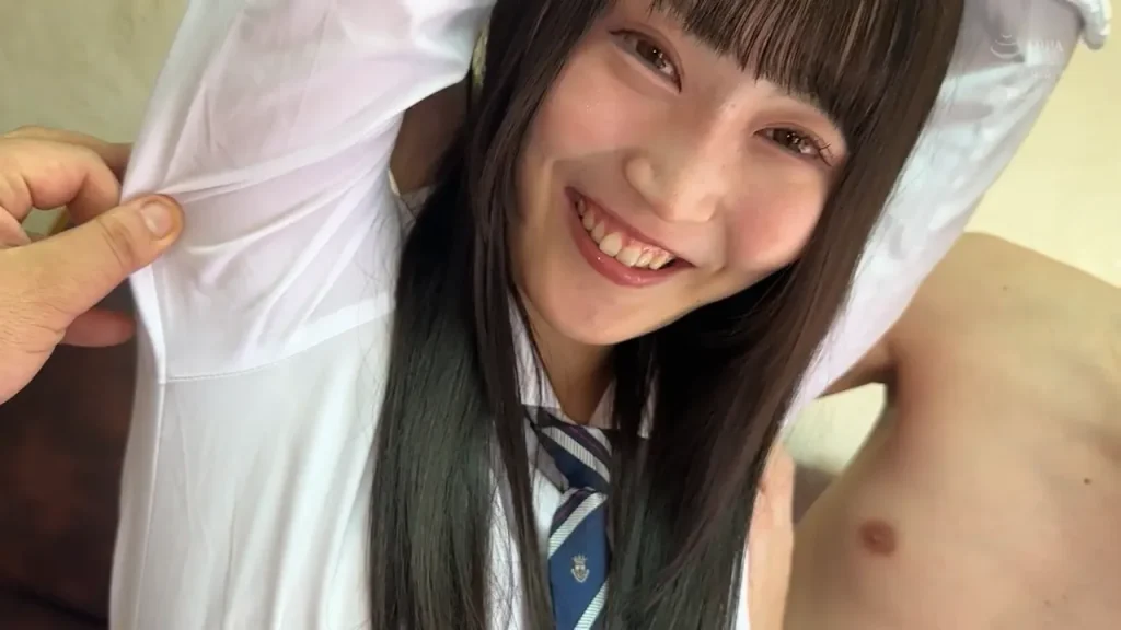高瀬佳澄の脇