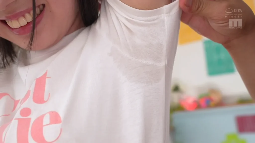 ひかり唯の腋汗
