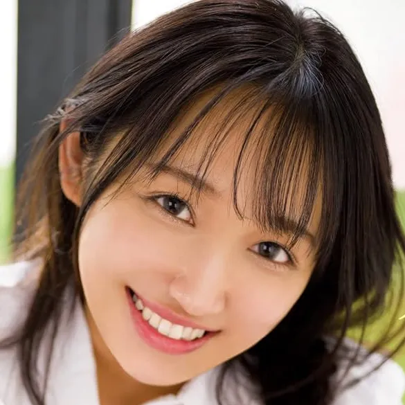 安達ゆら