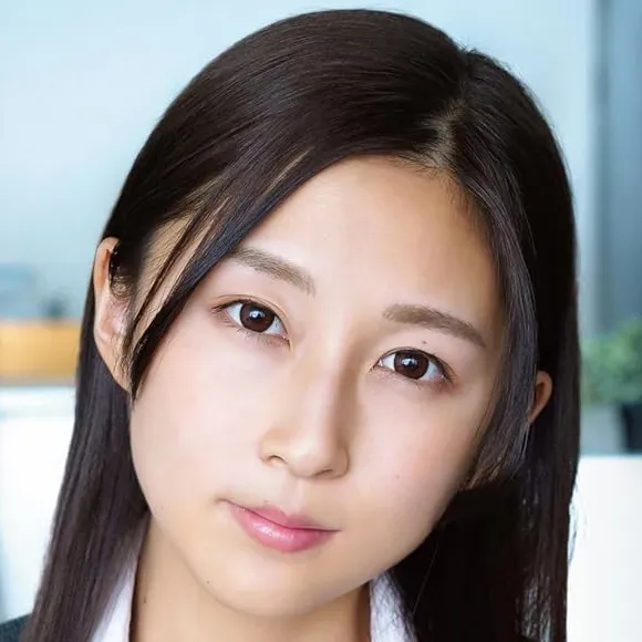 長谷川夕奈